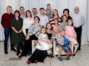 Многодетная семья Ежовых из Арзамаса стала одним из победителей Всероссийского конкурса «Семья года – 2025»